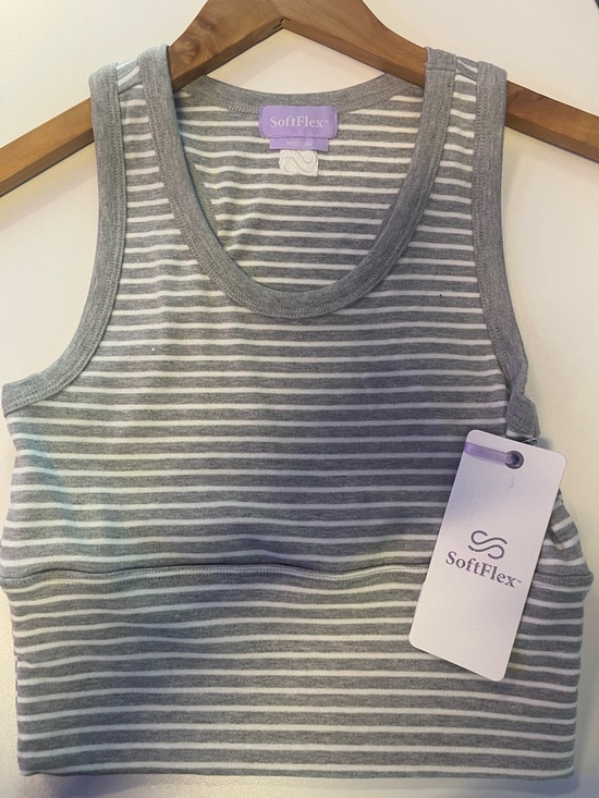soft flex Tops - NWT Women's Gray & White Striped Tank Top med